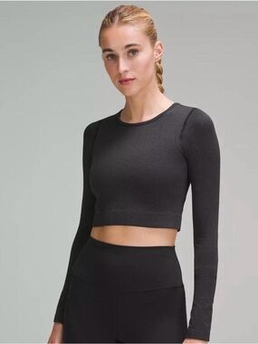 Lululemon Black Ebb to Street Long Sleeve